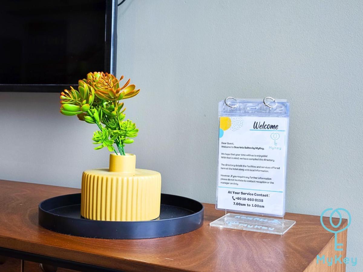 Scarletz Suites By Mykey Kuala Lumpur Exterior foto A welcome letter