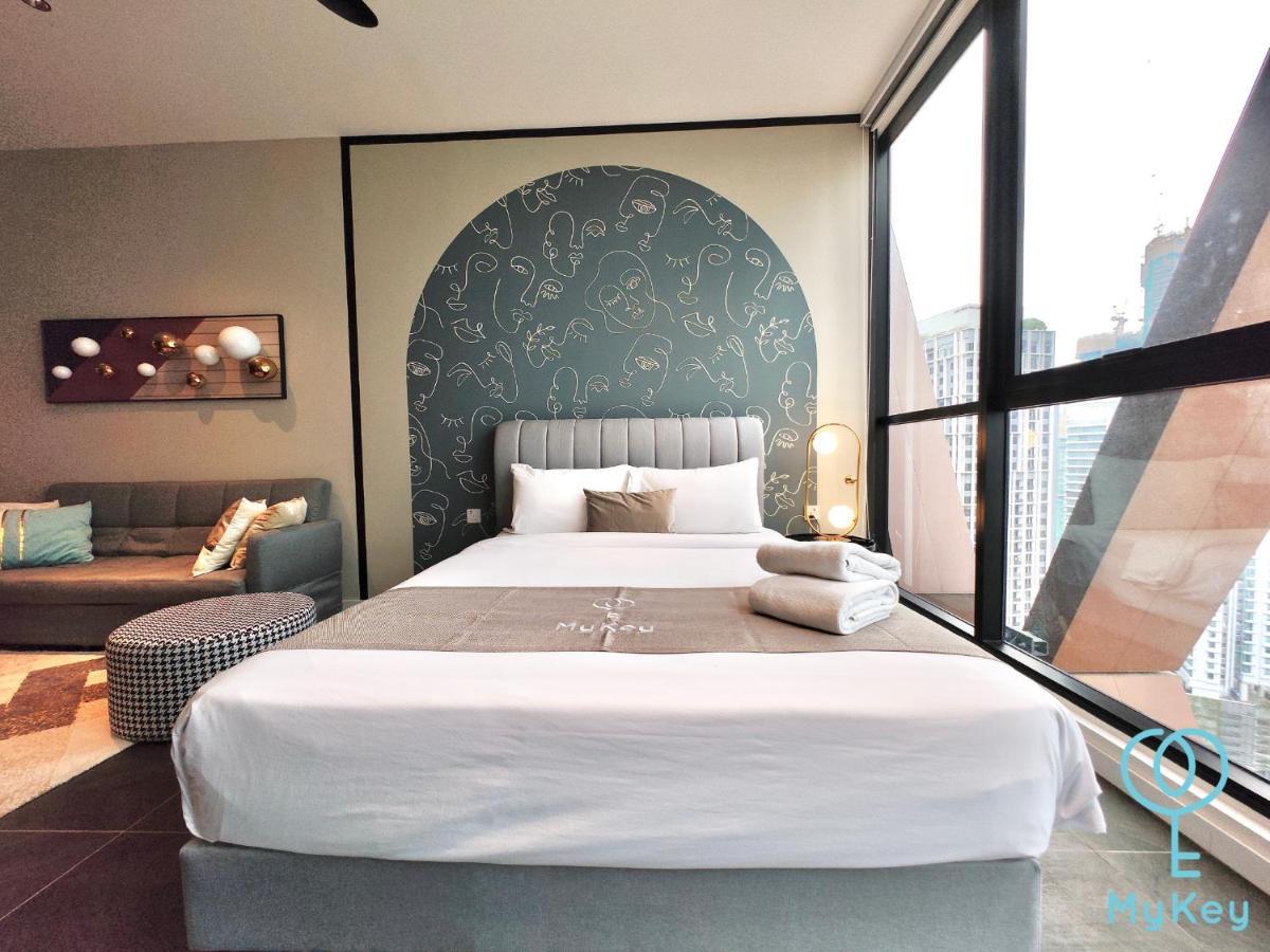 Scarletz Suites By Mykey Kuala Lumpur Exterior foto Deluxe Suite