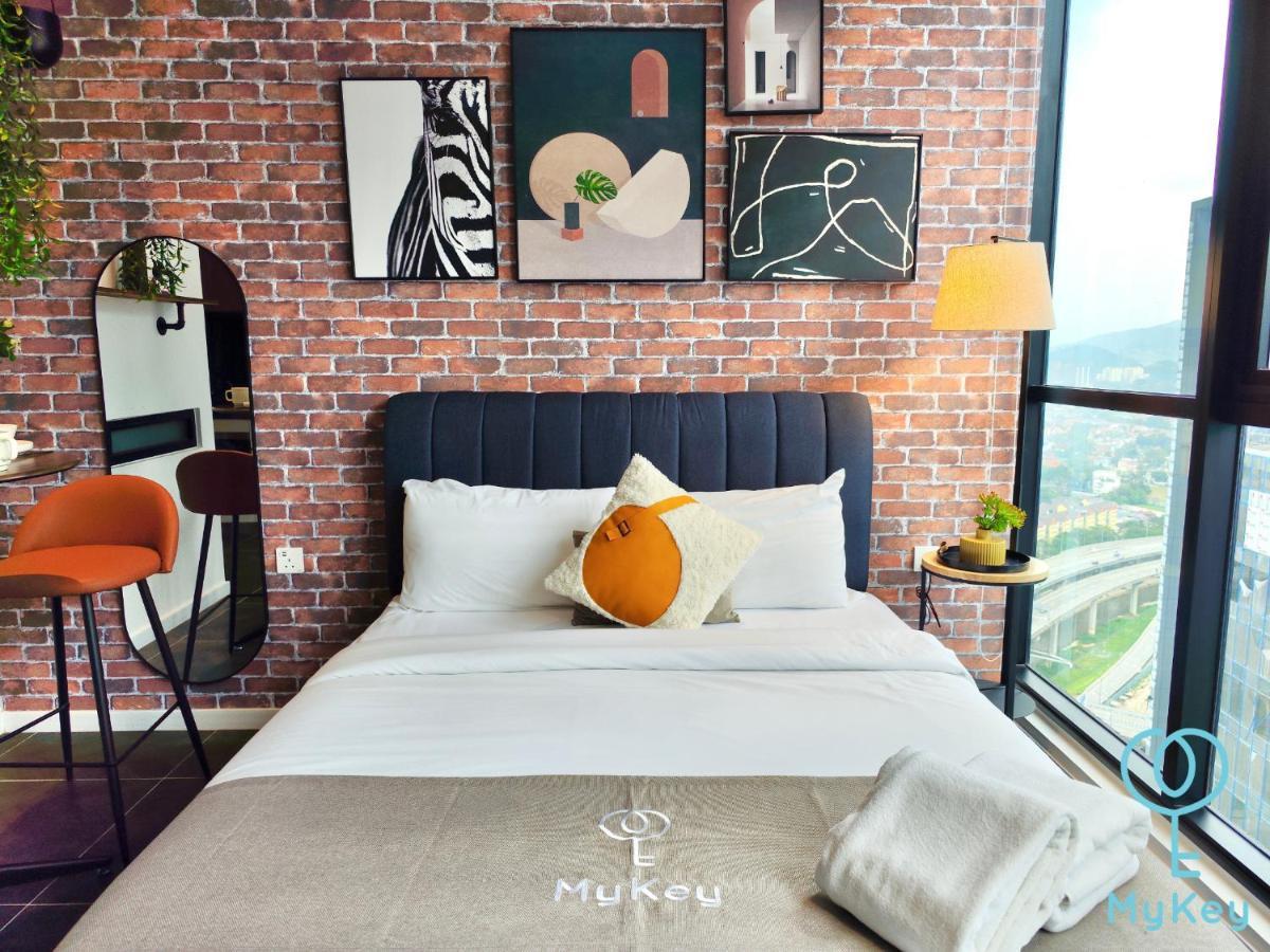 Scarletz Suites By Mykey Kuala Lumpur Exterior foto Bedroom